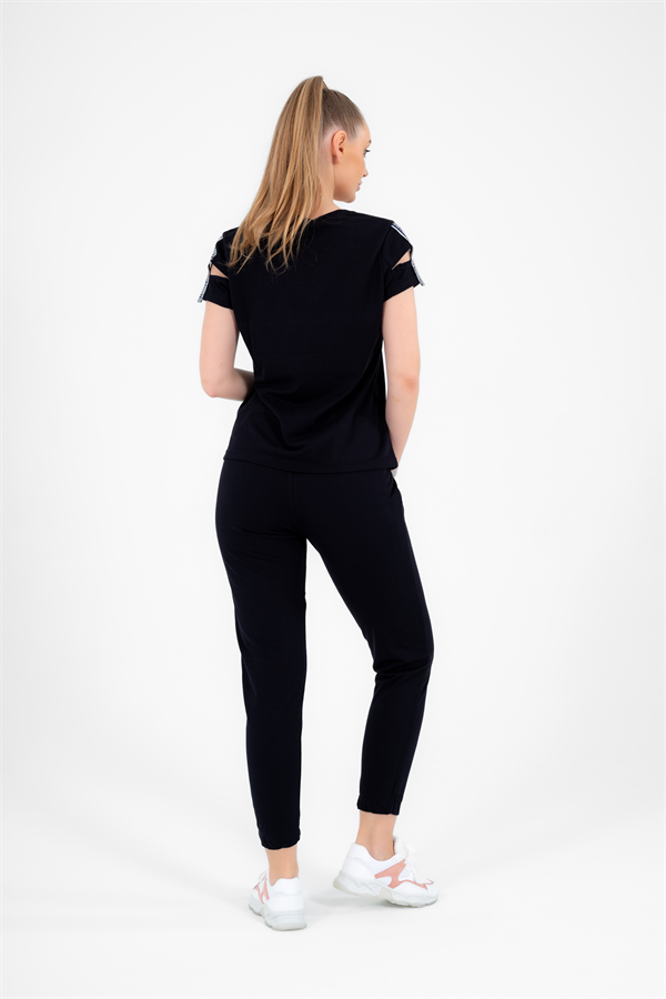 Escetic Siyah Kadın Nakış Detaylı ABD Pike Nefes Alan T-shirt Takım A3068