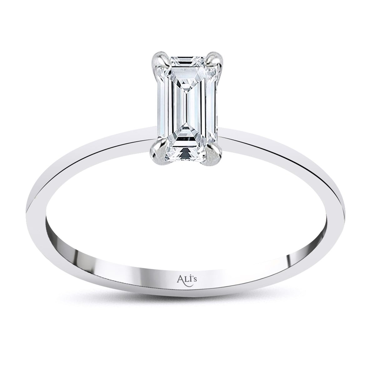 0.30 Karat Gia Sertifikalı Beyaz Pırlanta Emerald Yüzük D Renk