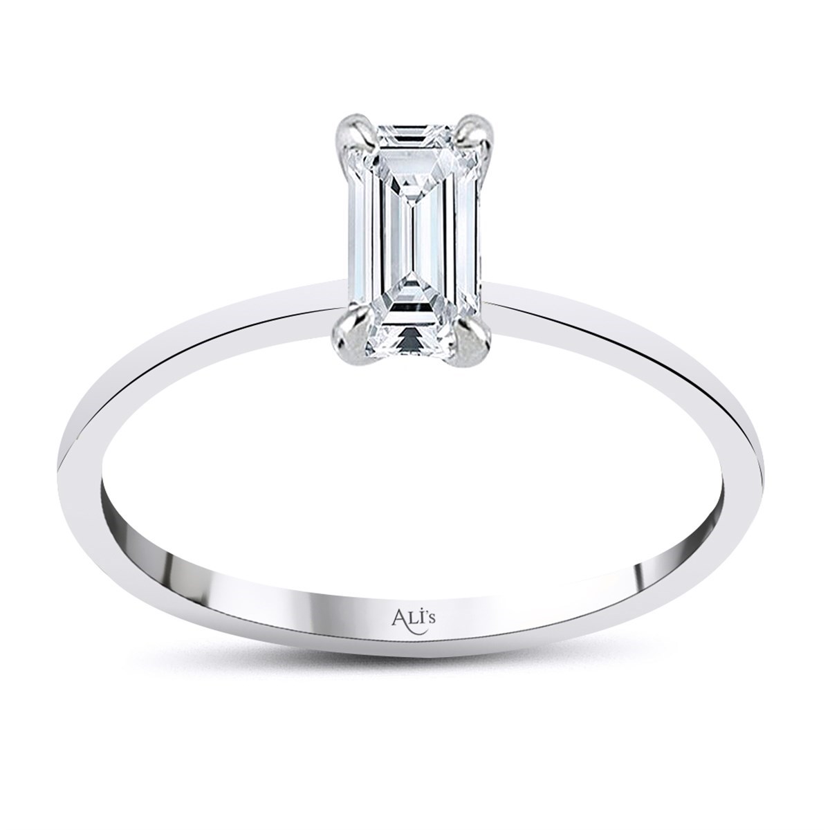 0.50 Karat HRD Sertifikalı Beyaz Pırlanta Emerald Yüzük E Renk