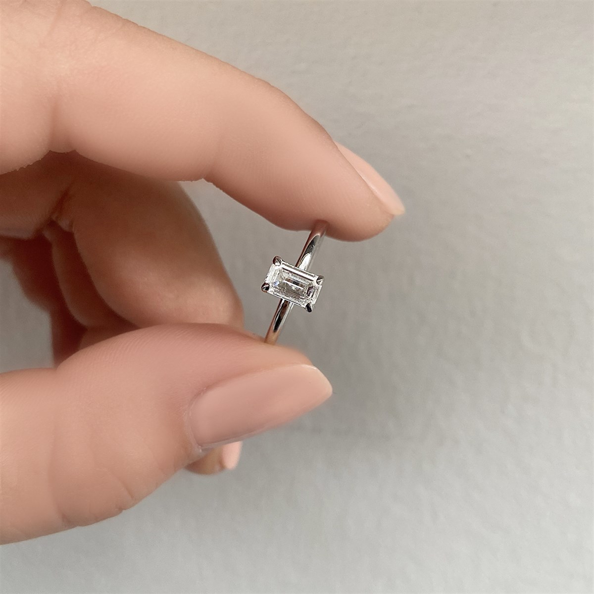 0.60 Karat Gia Sertifikalı Rose Pırlanta Emerald Yüzük D Renk