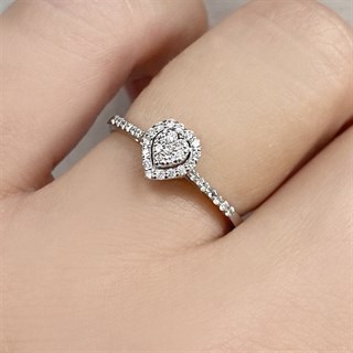 0.20 Karat Kalp Tasarımlı Pırlanta Yüzük 14K