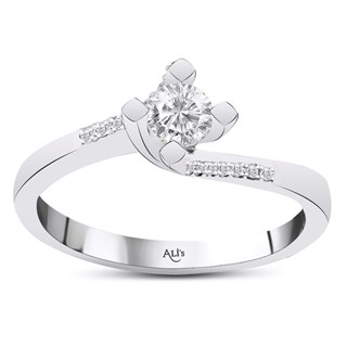 0.40 Karat HRD Sertifikalı Kenar Taşlı Pırlanta Tektaş Yüzük E Renk