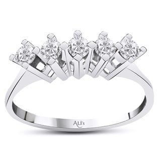 0.40 Karat Pırlanta Beştaş Yüzük E Renk