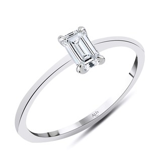 0.50 Karat Gia Sertifikalı Beyaz Pırlanta Emerald Yüzük F Renk