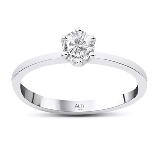 0.50 Karat Gia Sertifikalı Tektaş Beyaz Pırlanta Yüzük E Renk