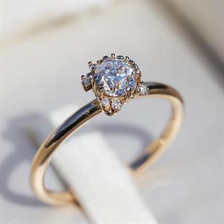 0.60 Karat Gia Sertifikalı Tasarım Yüzük - Lora