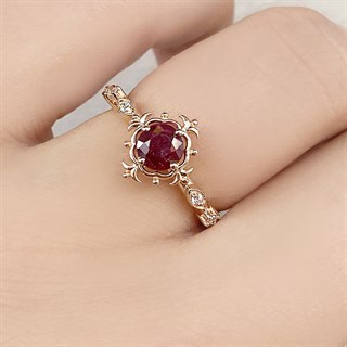 0.60 Karat Vintage Pırlanta Yakut Yüzük 