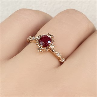 0.60 Karat Vintage Pırlanta Yakut Yüzük 