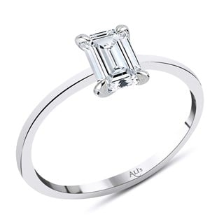 0.70 Karat Gia Sertifikalı Beyaz Pırlanta Emerald Yüzük D Renk