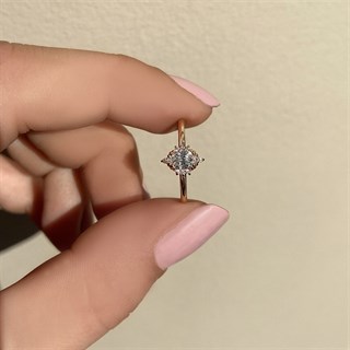 0.70 Karat Gia Sertifikalı Oval Tasarım Pırlanta Yüzük F Renk