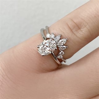 0.80 Karat GIA Sertifikalı Rose Pırlanta Oval Yüzük D Renk