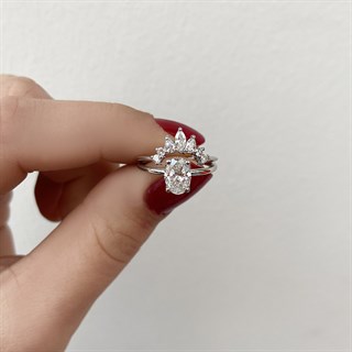 0.80 Karat GIA Sertifikalı Rose Pırlanta Oval Yüzük D Renk