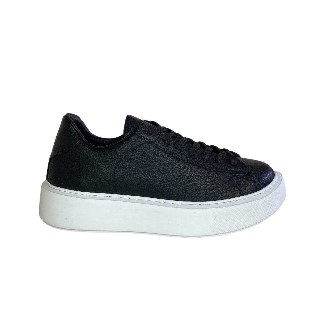 Siyah Deri Kadın Sneaker