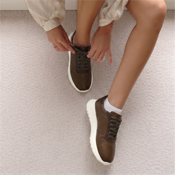 Haki Deri Kadın Sneaker