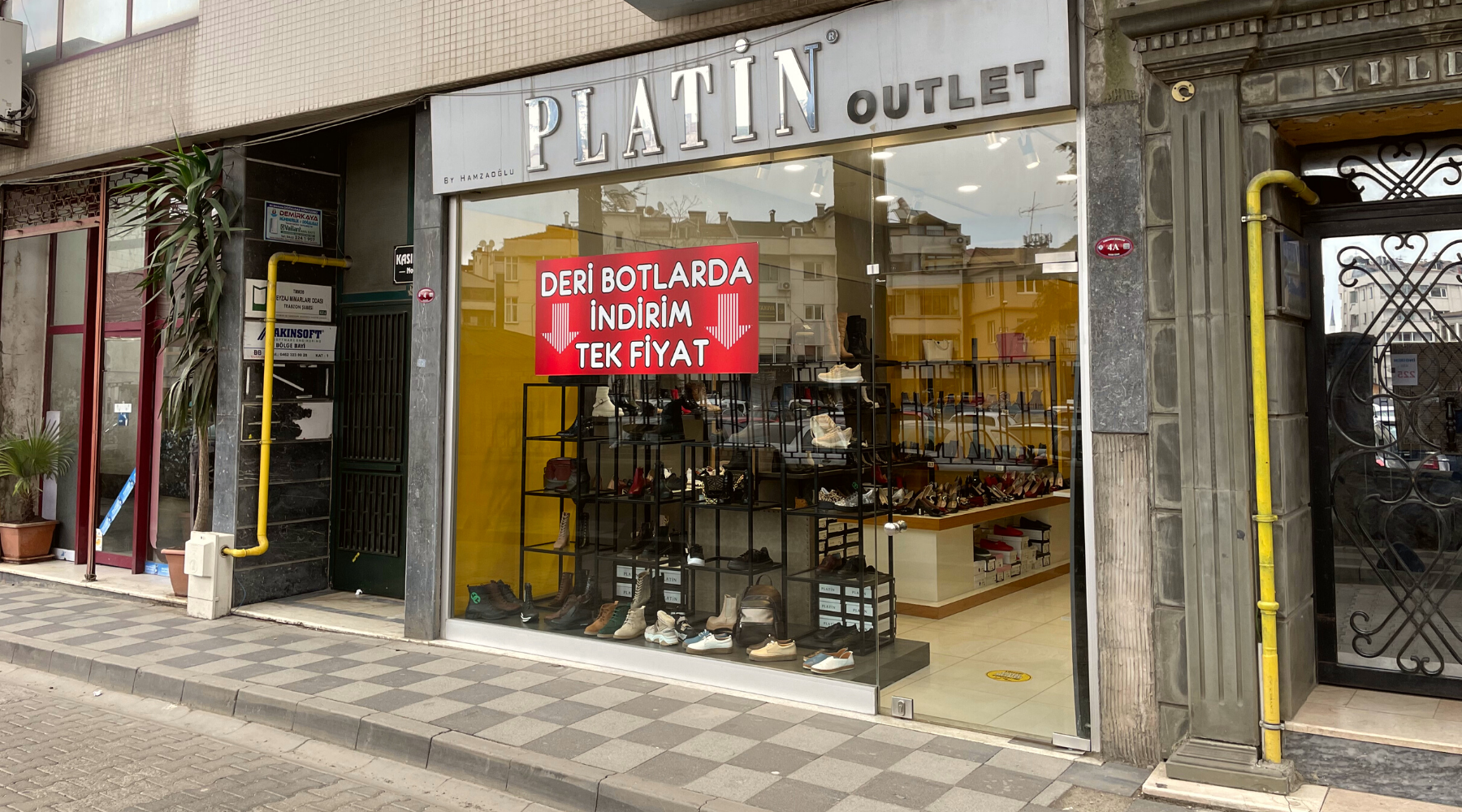 Platin Outlet 1