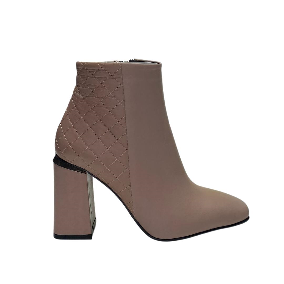 Nude Kadın Topuklu Bot