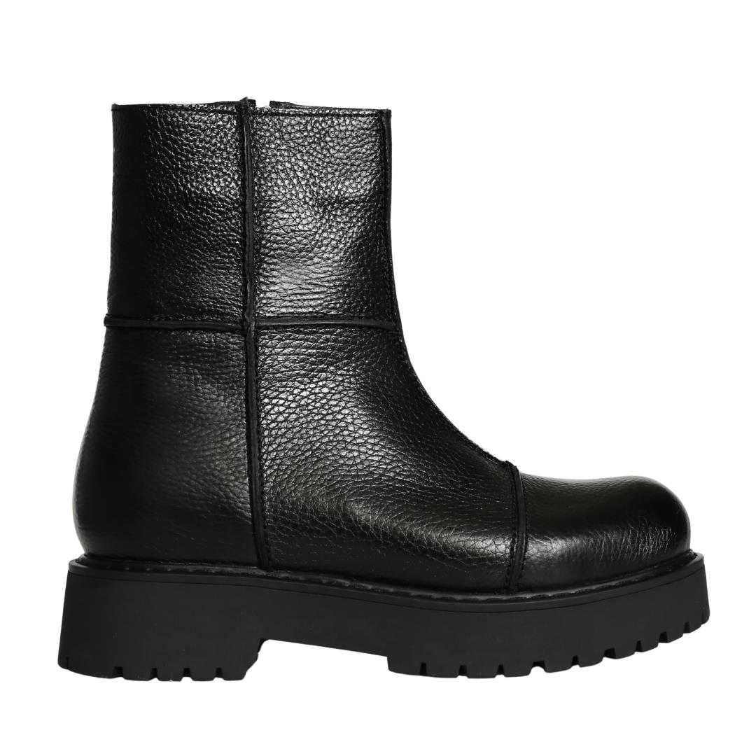 Siyah Deri Kadın Bot