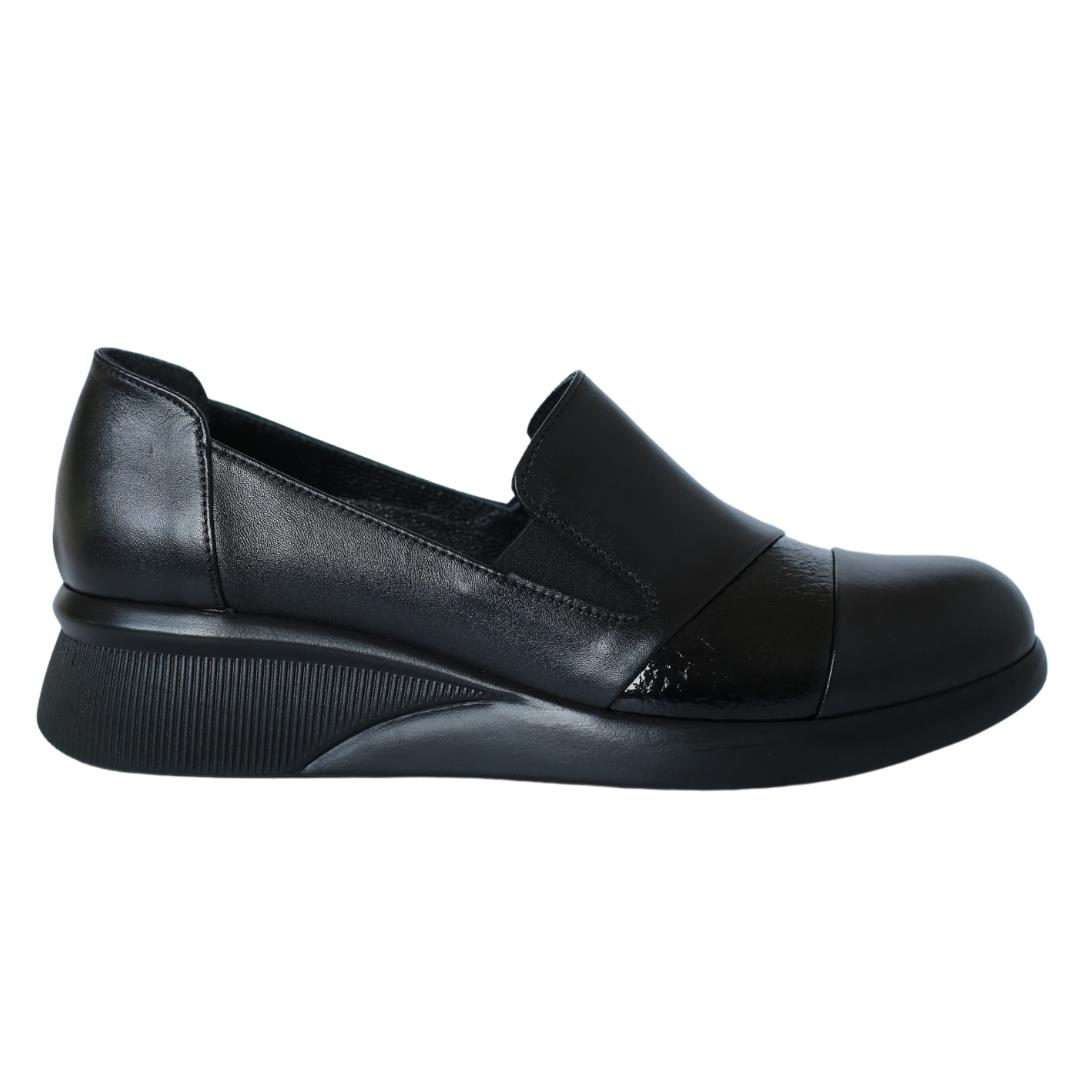 Siyah Deri Kadın Günlük Ayakkabı