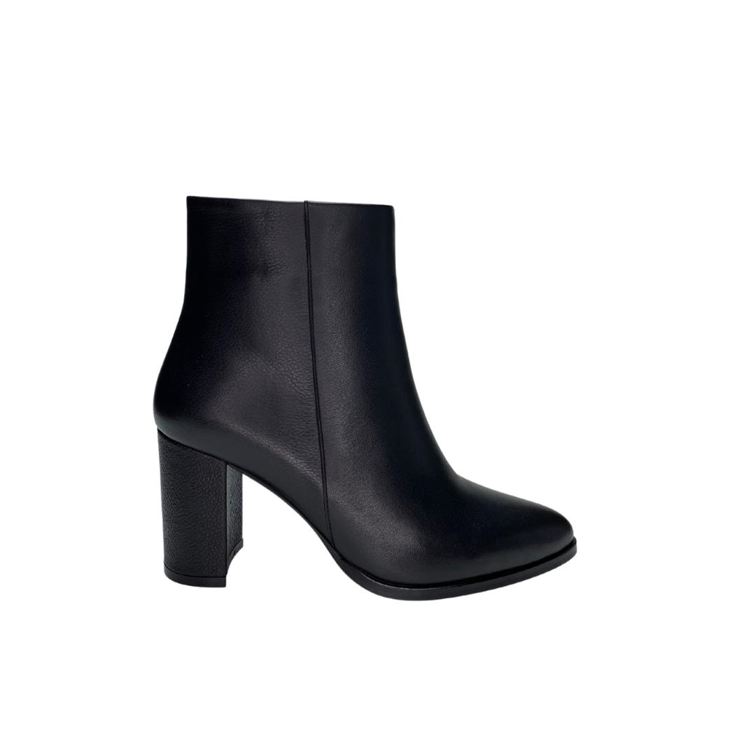 Siyah Fermuarlı Kadın Topuklu Bot