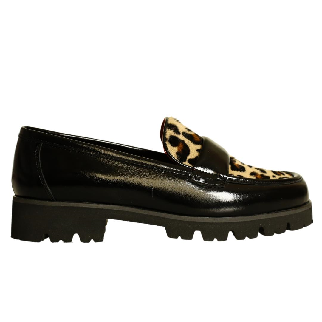 Siyah Leopar Deri Kadın Loafer