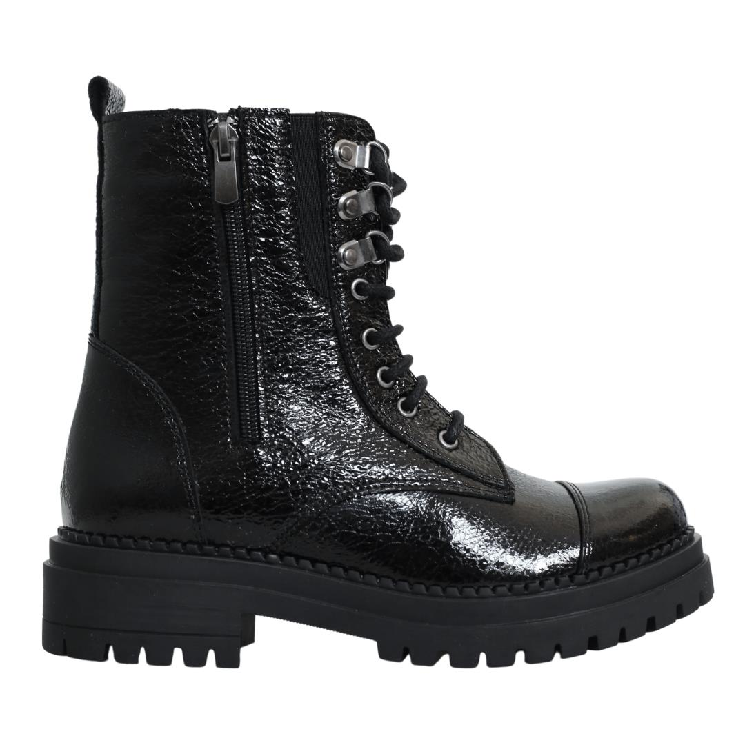 Siyah Rugan Kadın Günlük Postal