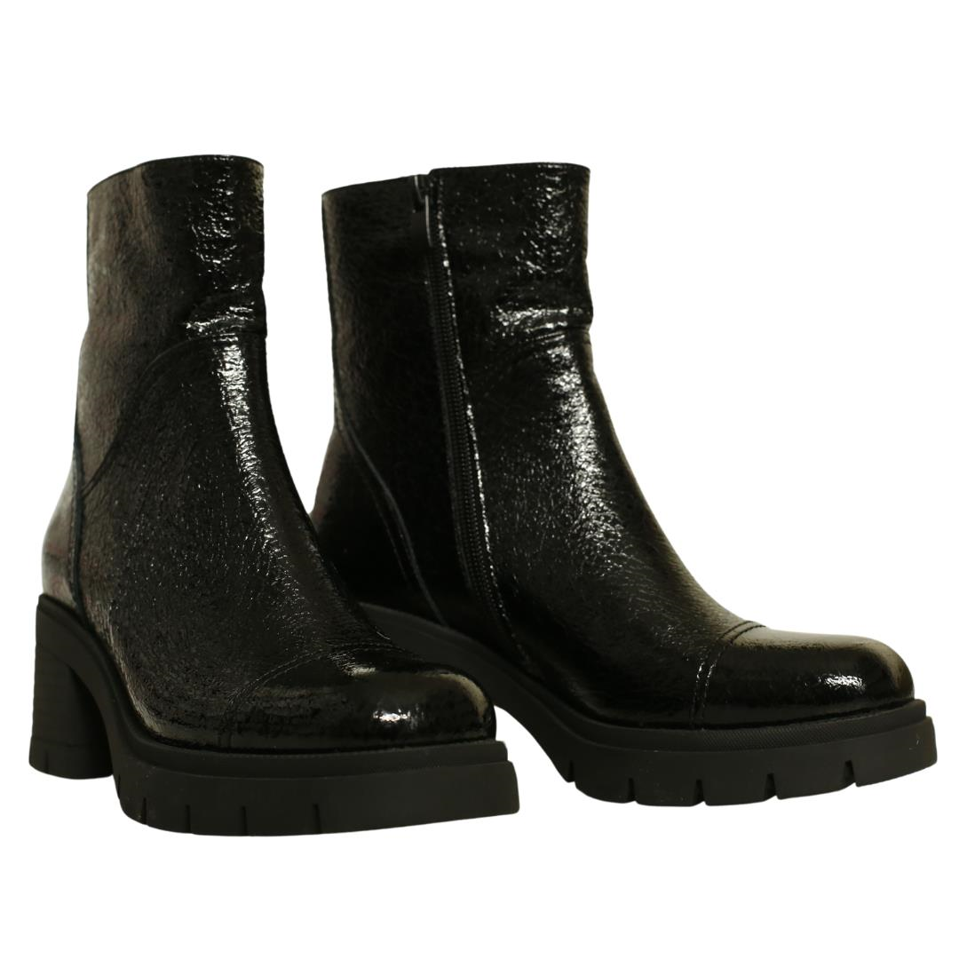 Siyah Rugan Kadın Topuklu Bot