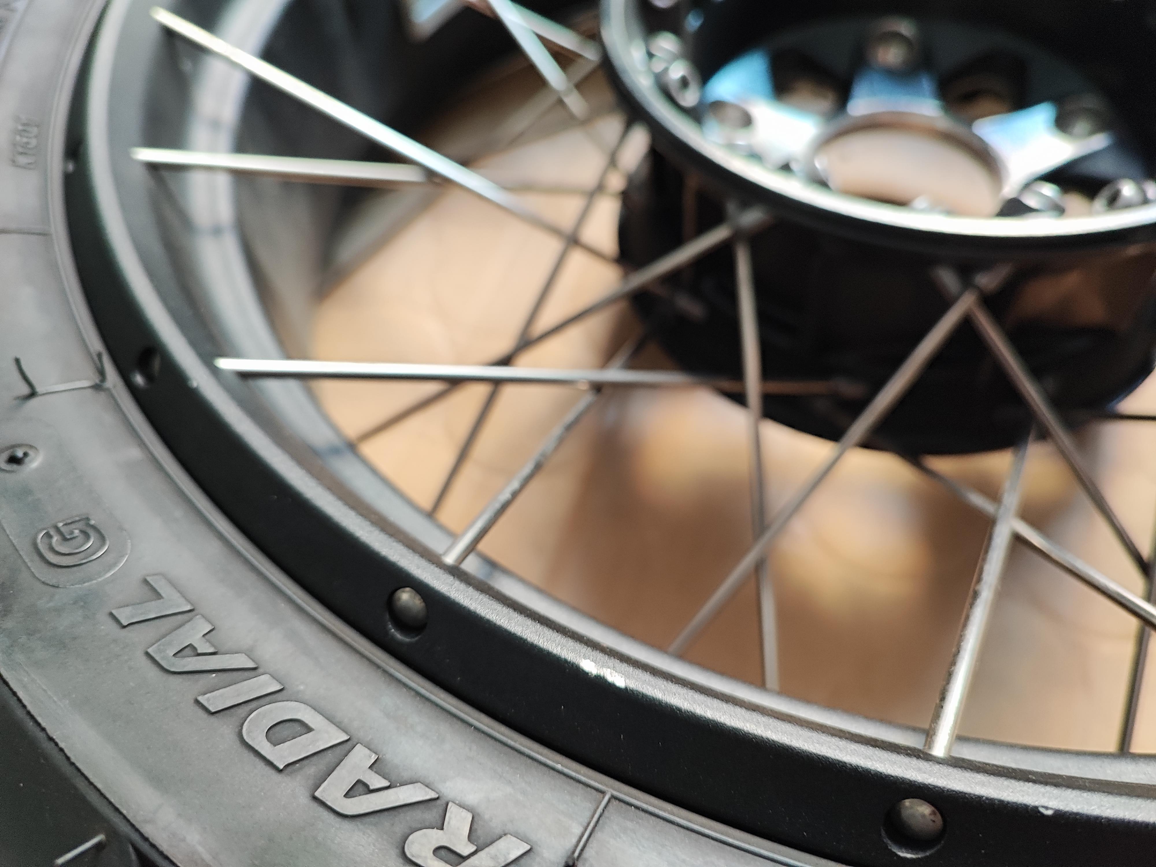 BMW 1250 GS Arka Jant