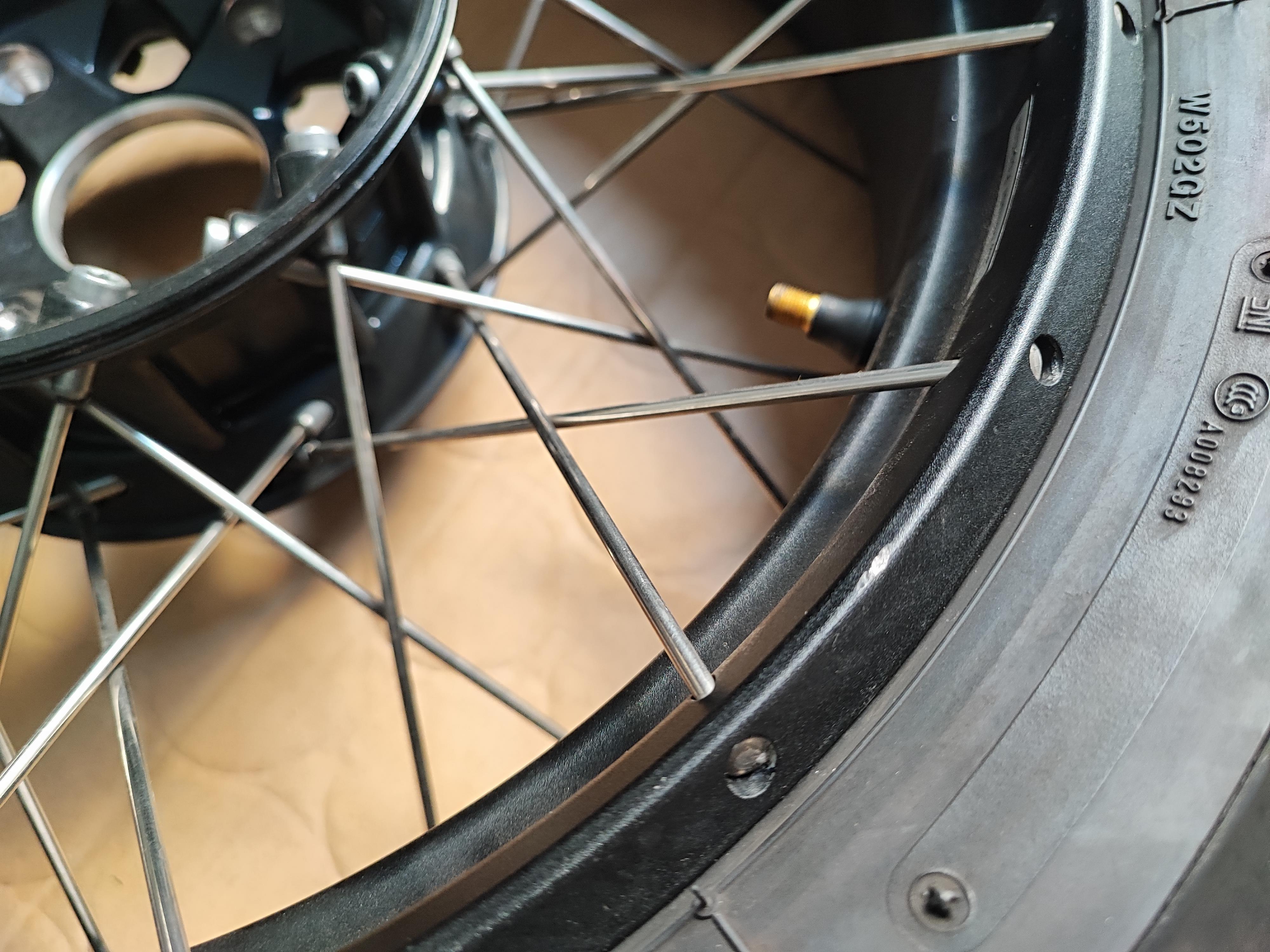 BMW 1250 GS Arka Jant