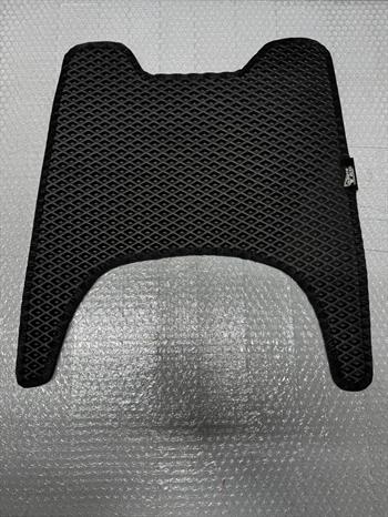 TVS Jupiter 125 Paspas (Siyah Zemin Siyah Kenarlı)