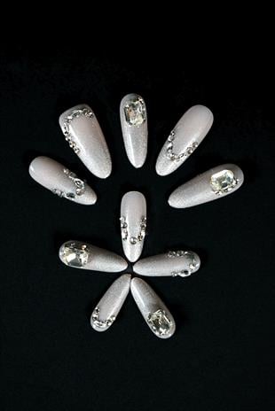 Takma Tırnak Seti & Zararsız Yapıştırıcı, El Yapımı (HANDMADE)