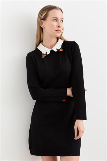 Yakası Nakışlı Elbise SİYAH