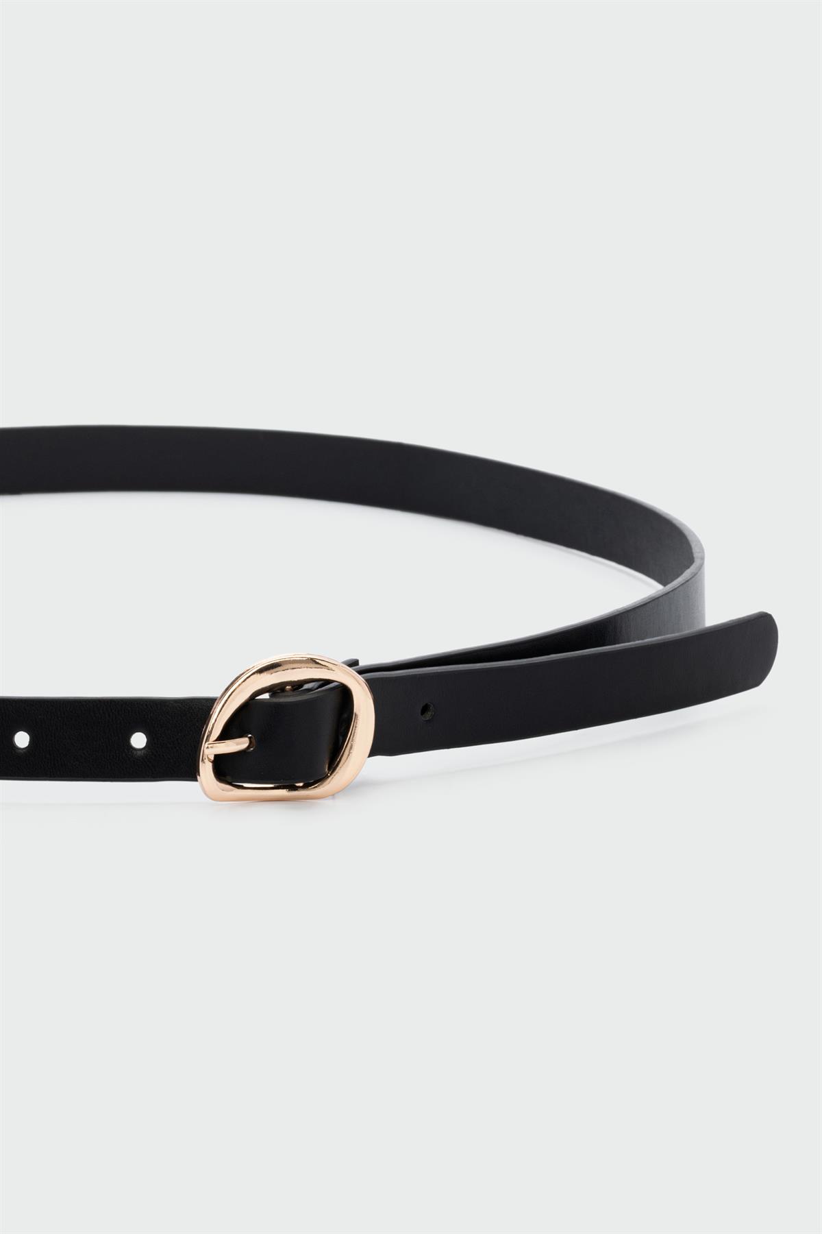 Asimetrik Tokalı İnce Suni Deri Kemer Siyah