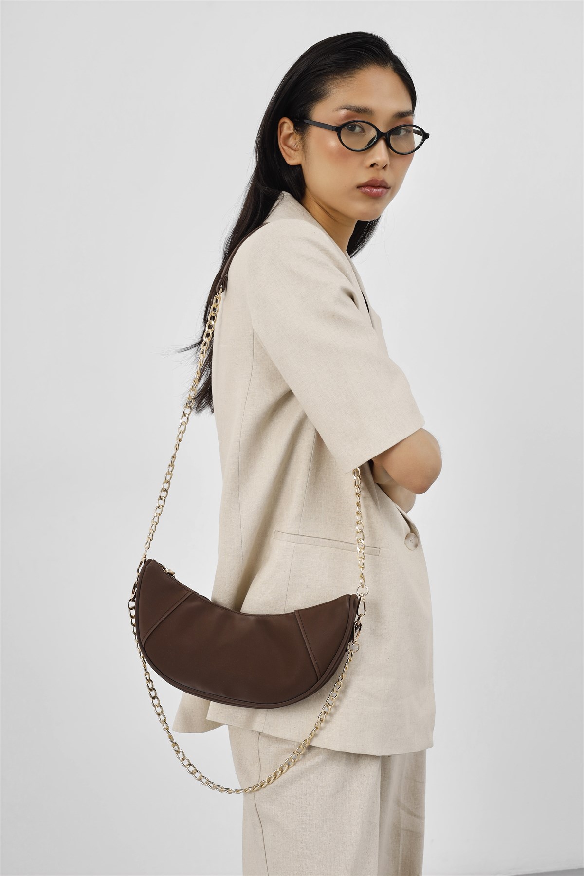 Mode Zincirli Ay Çapraz Çanta Kahve