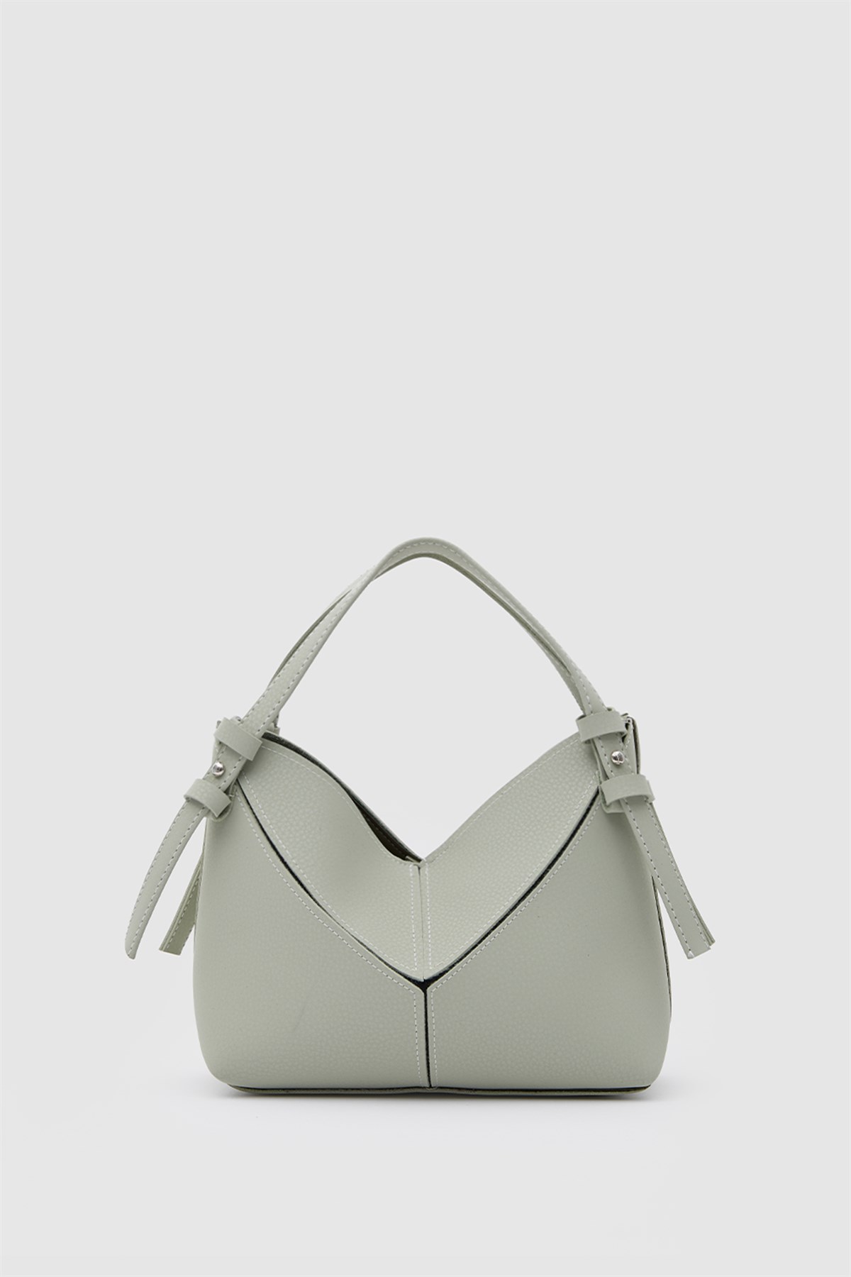 Rada Asimetrik Charmlı El ve Çapraz Mint