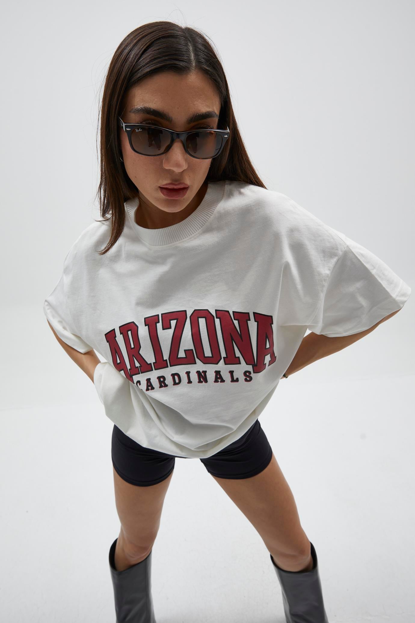 Beyaz Yazılı Oversize T-Shirt