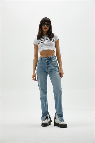 Yırtmaç Detaylı Straight Jean