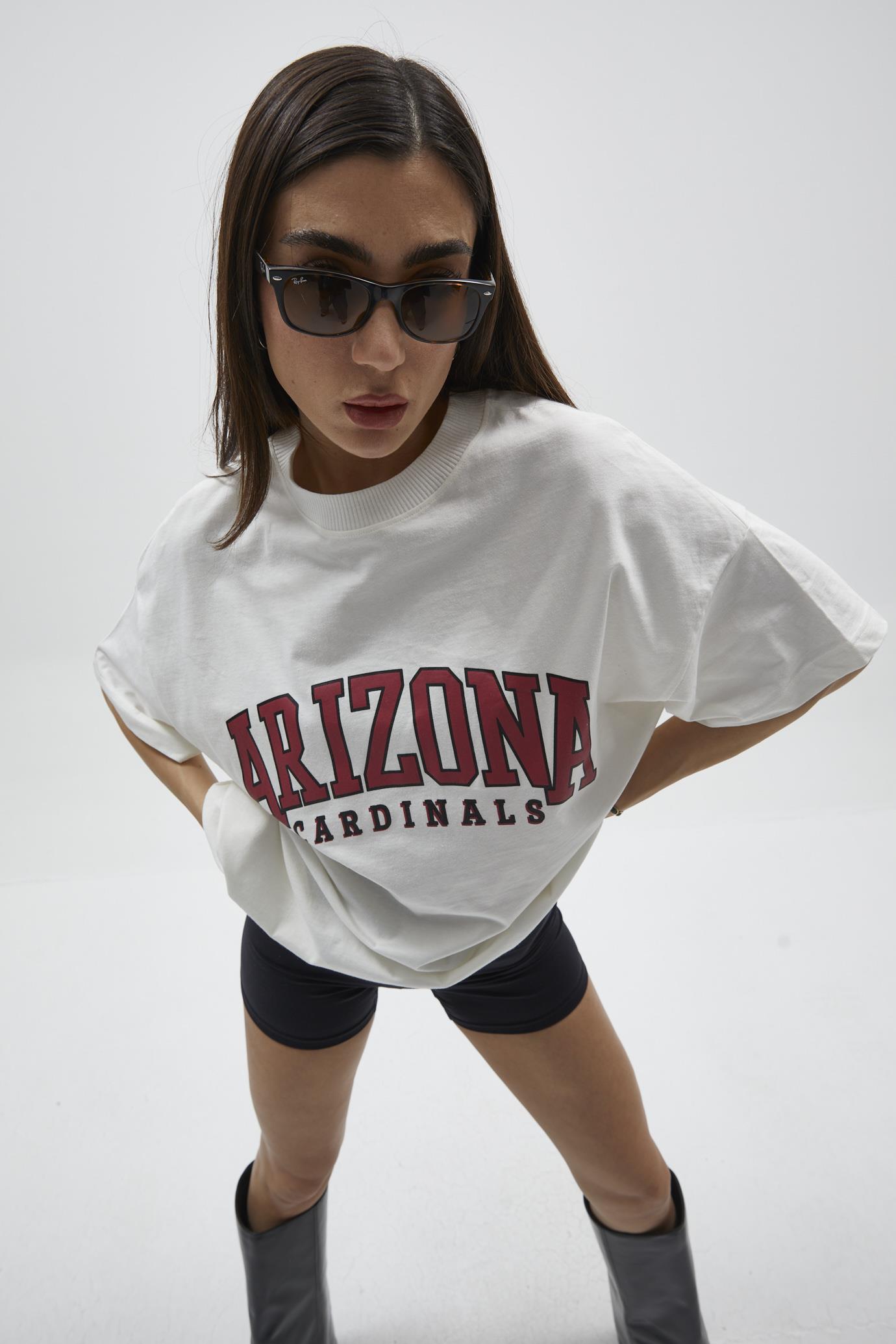 Beyaz Yazılı Oversize T-Shirt