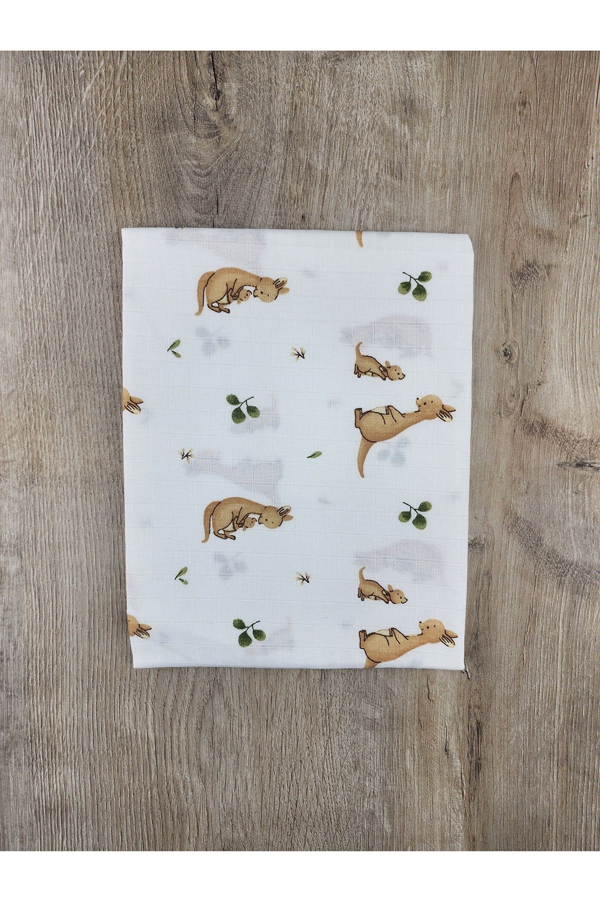 Berço Kanguru Desenli Tek Kat Müslin Battaniye