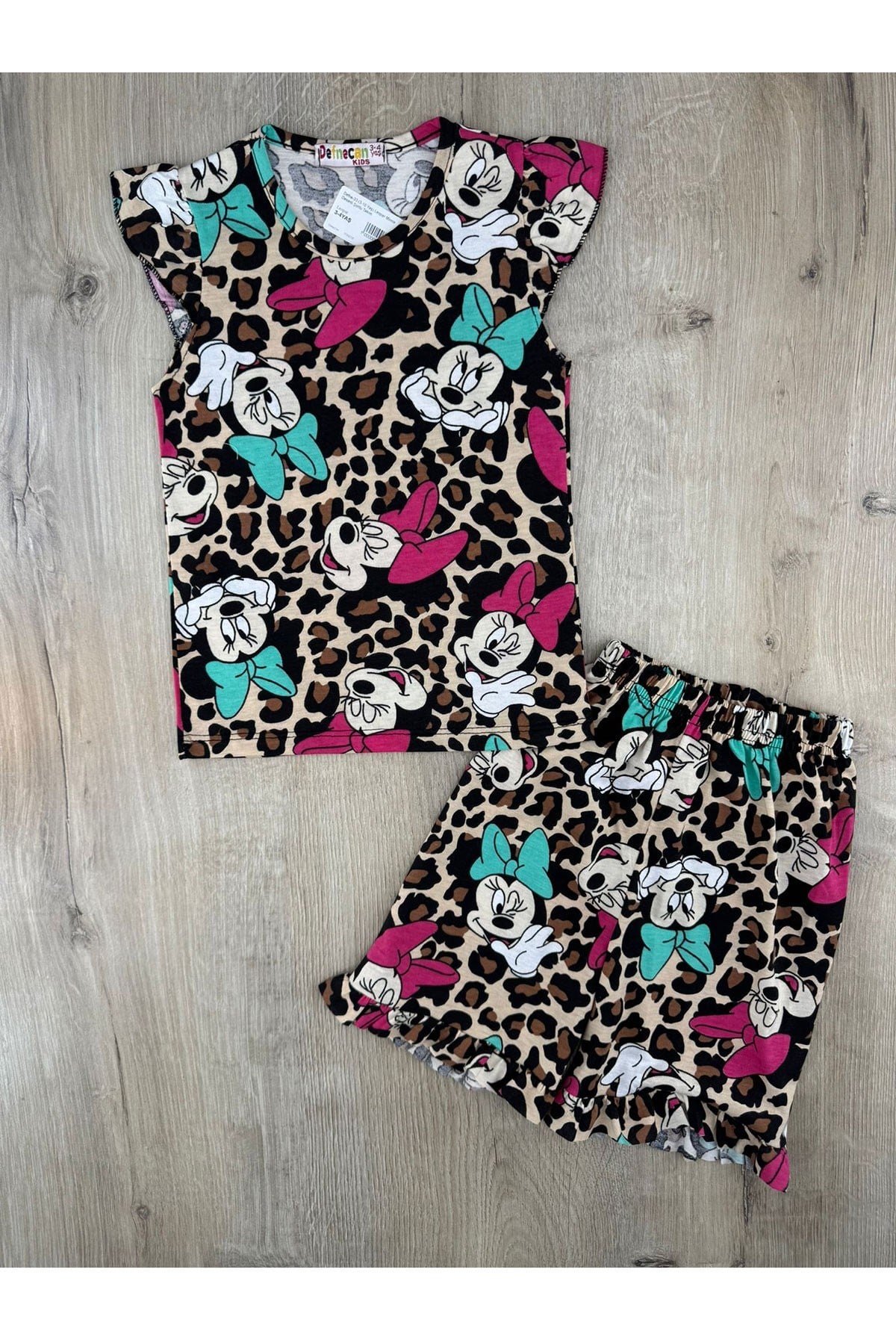 Defne-33 (3-10 Yaş) Leopar Minnie Desenli Şortlu Takım