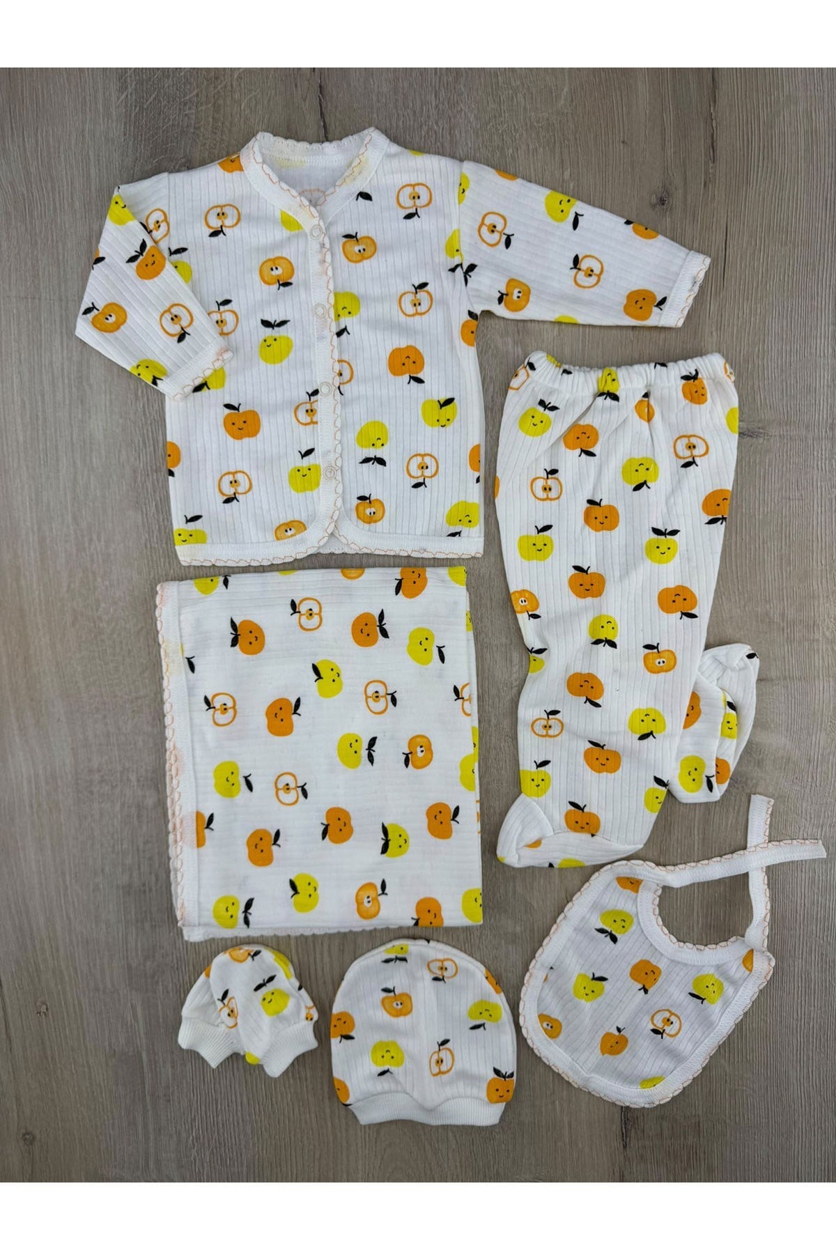 Gonca Bebe (0-6 ay) Elma Desenli Battaniyeli 6Lı Set