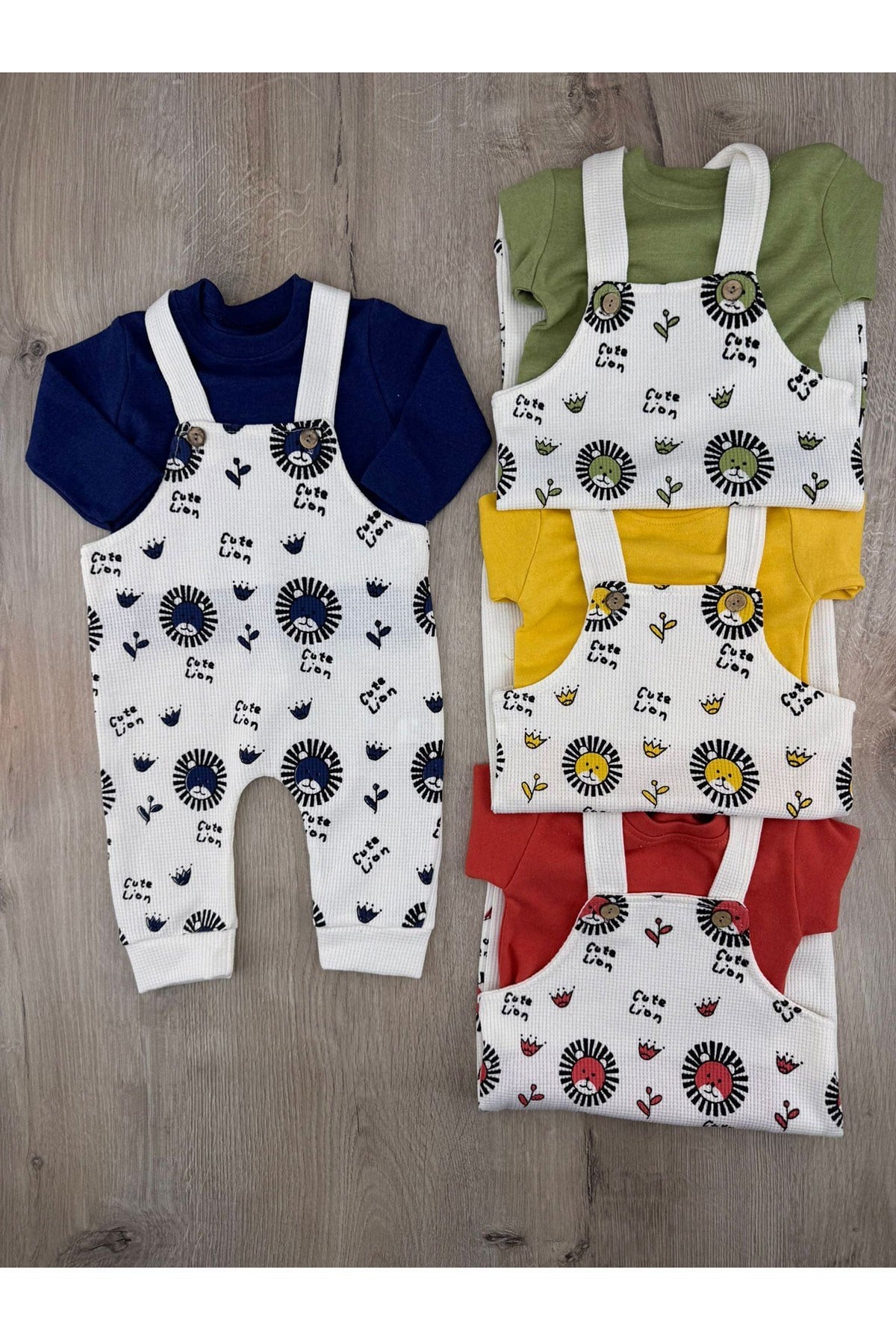 Gözde Baby (6-24 Ay) Sevimli Aslan Desenli Badili Waffle Kumaş Slopet