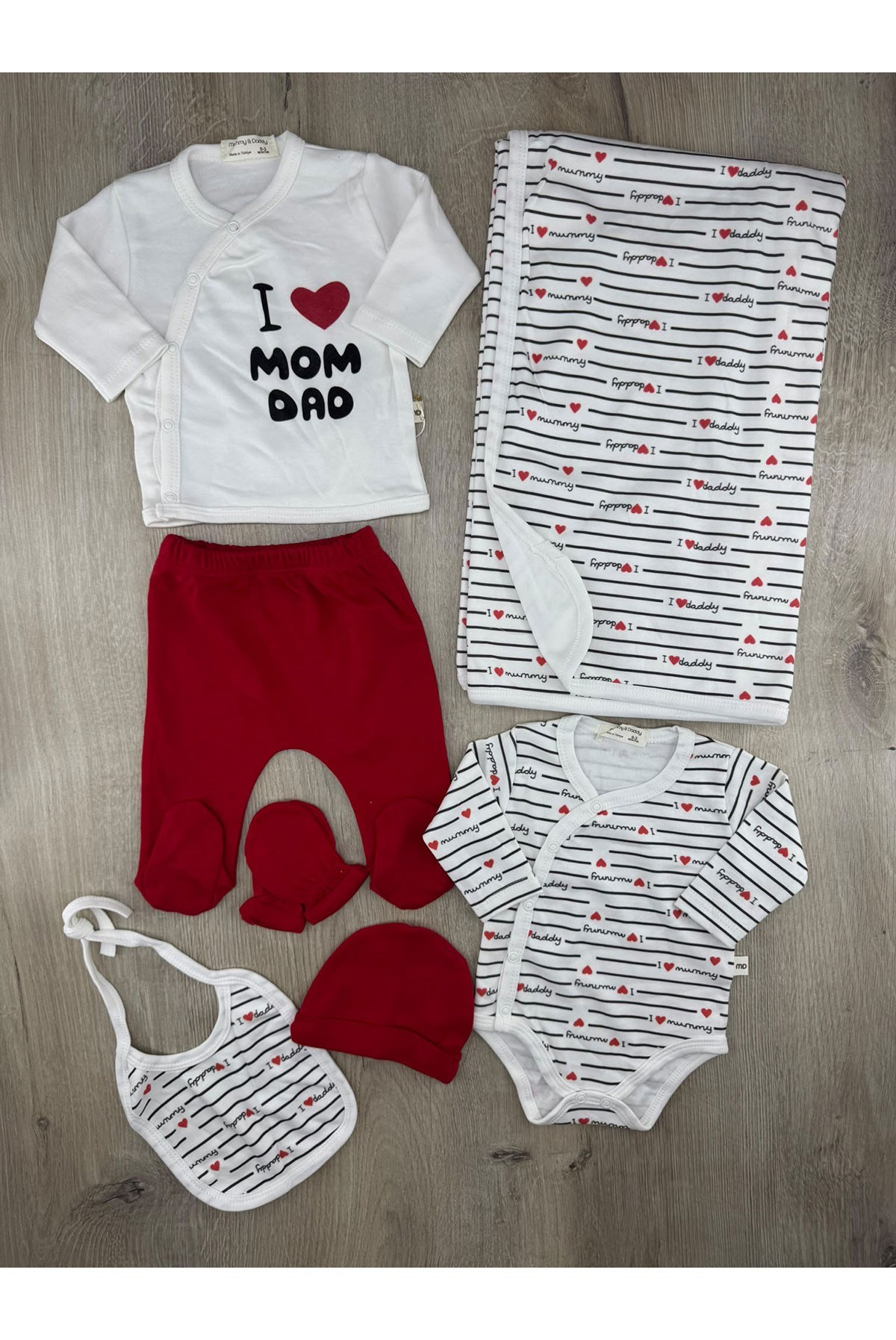 Murat Baby (0-3 Ay) Love Mom Dad Desenli 6Lı Set