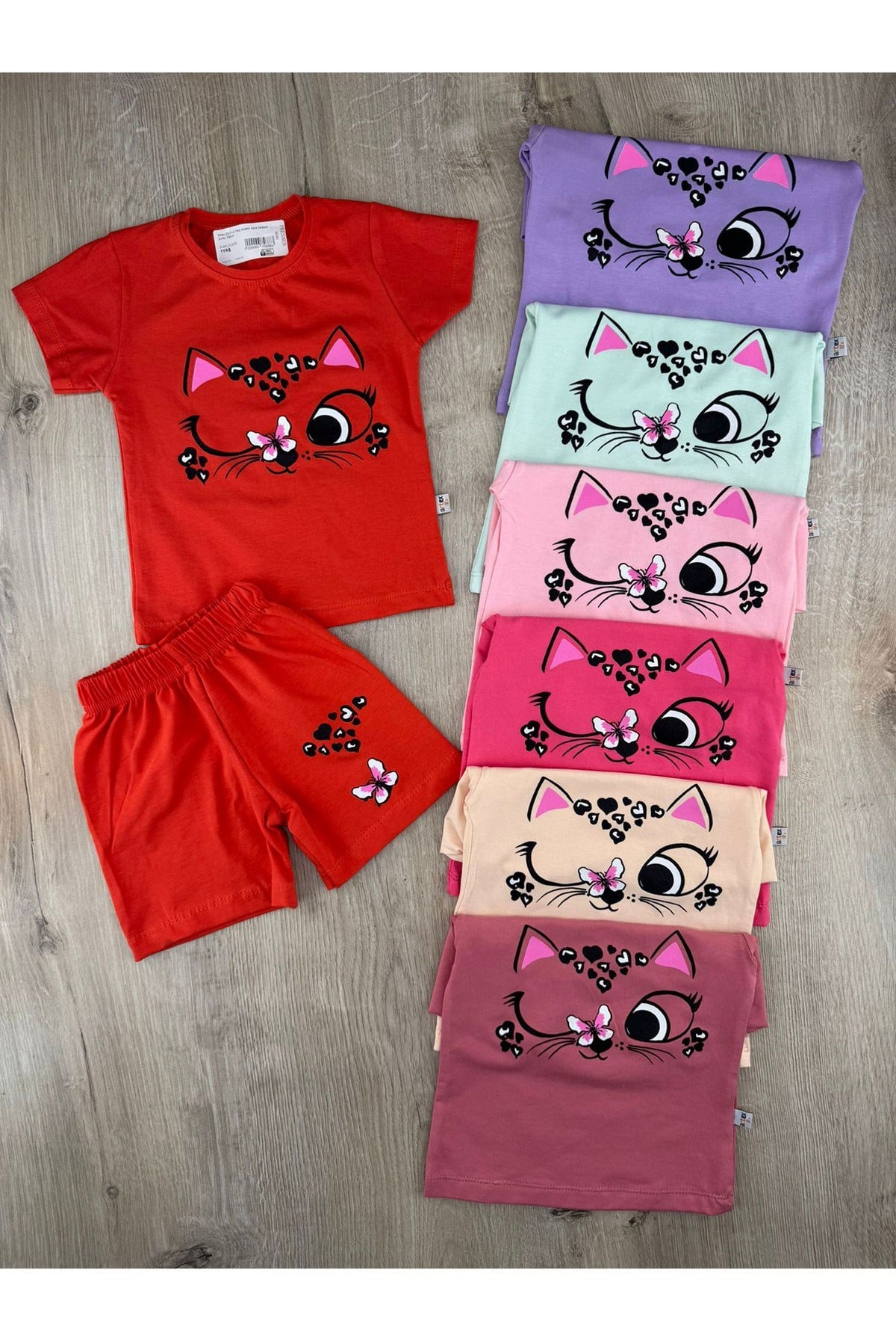 Artex-33 (1-4 Yaş) Kulaklı Kedi Desenli Şortlu Takım
