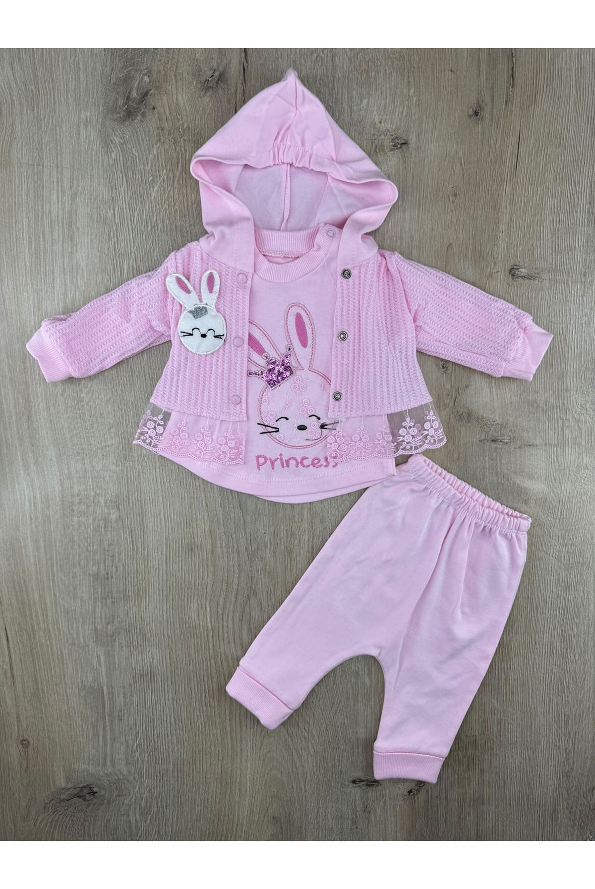 Babyim-62 (0-9 Ay) Tavşan Oyuncaklı Dantelli 3Lü Hırkalı Takım