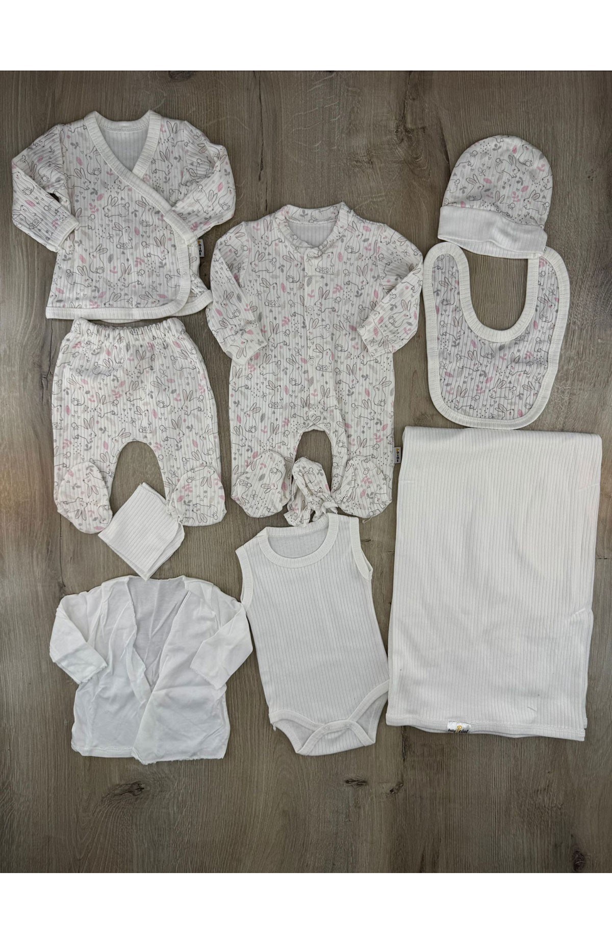 Babypoint (0-3 Ay) Tavşan Desenli Battaniyeli 10 Lu Set
