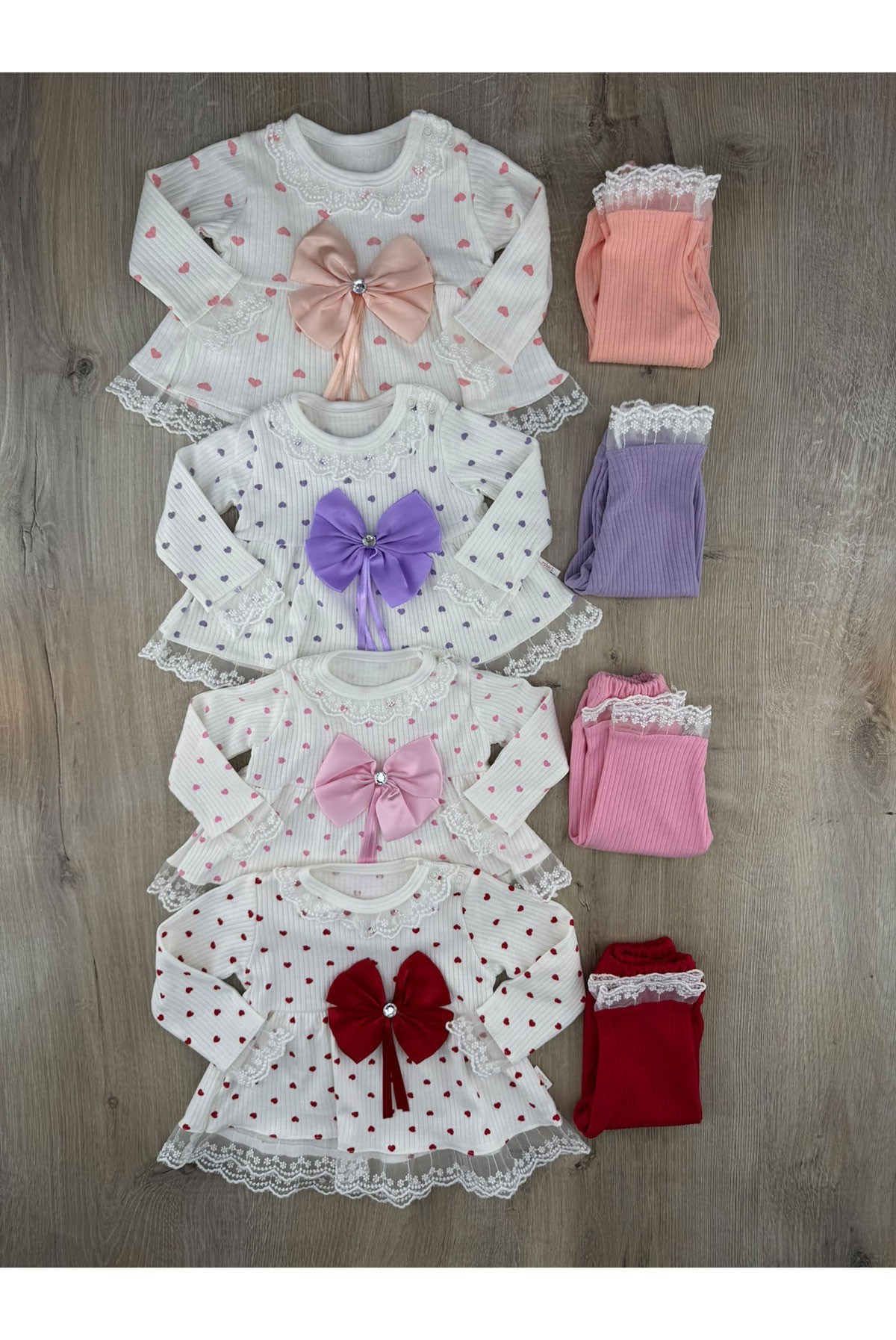 Ceylan (9-12-18 Ay) Fiyonklu Minik Kalp Desenli Mevsimlik Takım