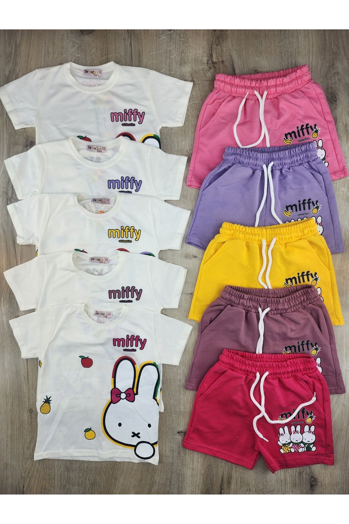 Defnecan (3-10 Yaş) Miffy Desenli Sırt Baskılı Şortlu Takım