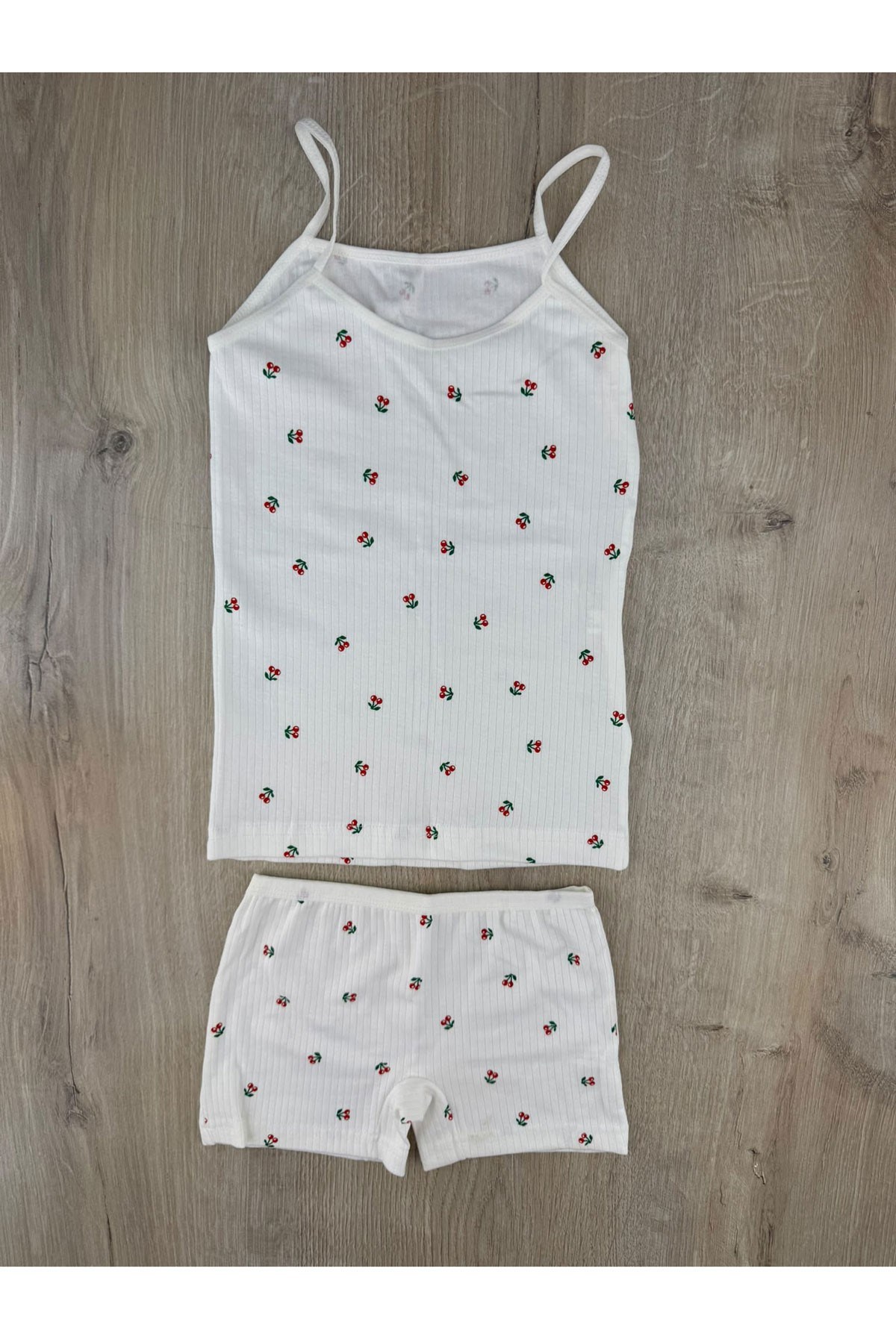 Defnem (3-10 Yaş) Minik Kiraz Desenli İp Askılı Atlet Boxer Takım