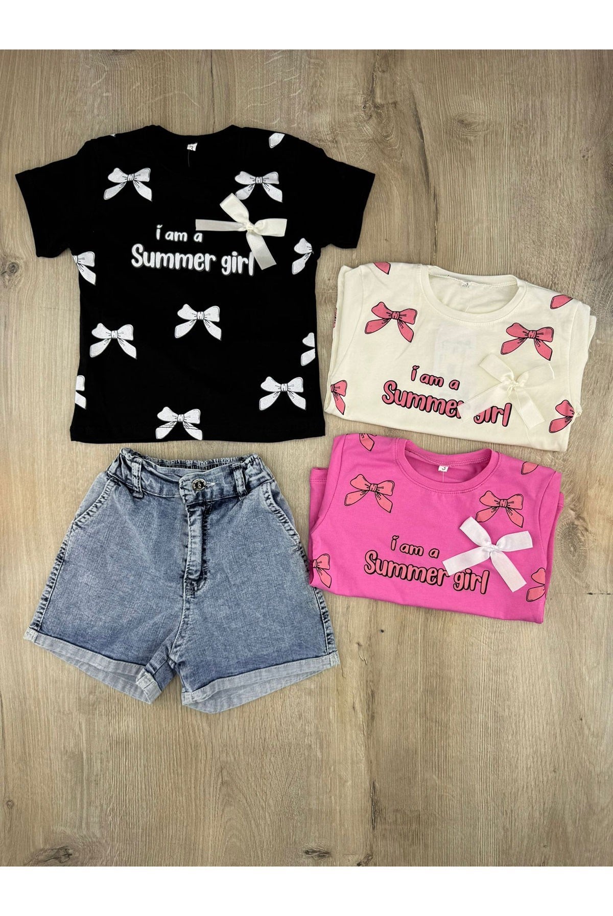 Giydrop (3-6 Yaş) Fiyonk Desenli Kot Şortlu Takım