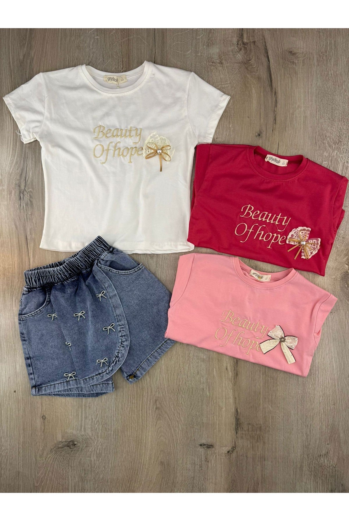 Giydrop (5-8 Yaş) Fiyonk Desenli Kot Şort Etekli Takım